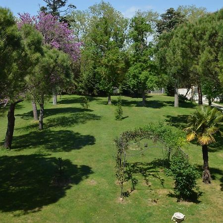 La Louisiane 31 Bed & Breakfast Villefranche-de-Lauragais Exterior photo