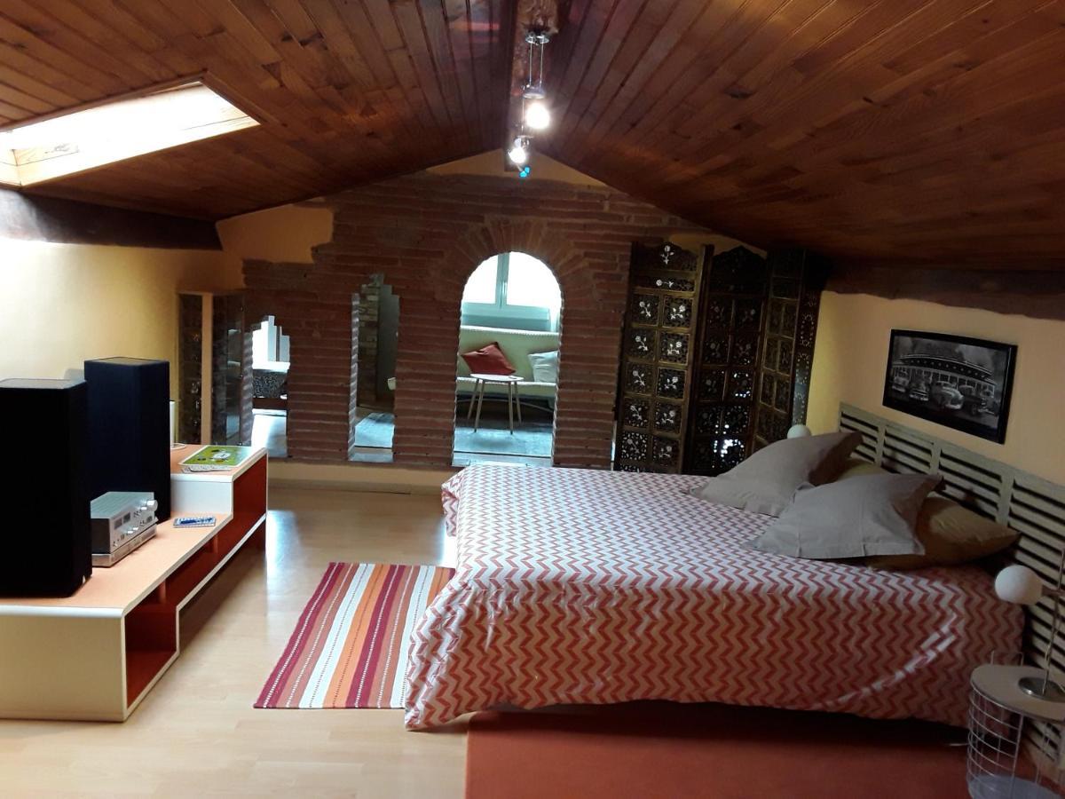 La Louisiane 31 Bed & Breakfast Villefranche-de-Lauragais Exterior photo
